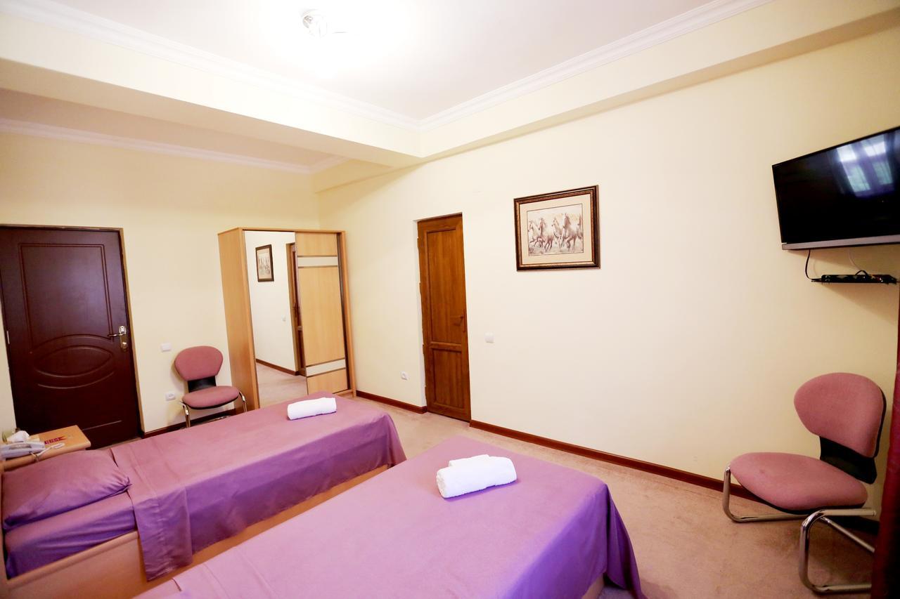 Vaykʼ Amrots Hotel מראה חיצוני תמונה